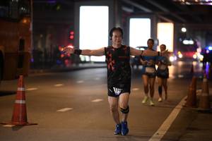 BIB: 130
                            <button type="button" onclick="openModal(18733510)" class="btn btn-primary btn-sm float-right btn-popup" data-toggle="modal" data-target=".modal-high-quality">
                        <i class="fas fa-shopping-cart"></i> Add to Cart
                    </button>
                                            <button type="button" onclick="isThisMe(18733510, true)" class="btn btn-success btn-sm float-right btn-popup btn-isme hidden" data-toggle="tooltip" data-placement="bottom" title="นี่คือรูปของคุณใช่ไหม คลิกที่นี่เพื่อเอาเข้าอัลบั้ม">
                        <i class="fas fa-plus"></i> Add to album
                    </button>
                    <button type="button" onclick="isThisMe(18733510, false)" class="btn btn-warning btn-sm float-right btn-popup btn-isnotme hidden">
                        <i class="fas fa-ban"></i> Remove from album
                    </button>